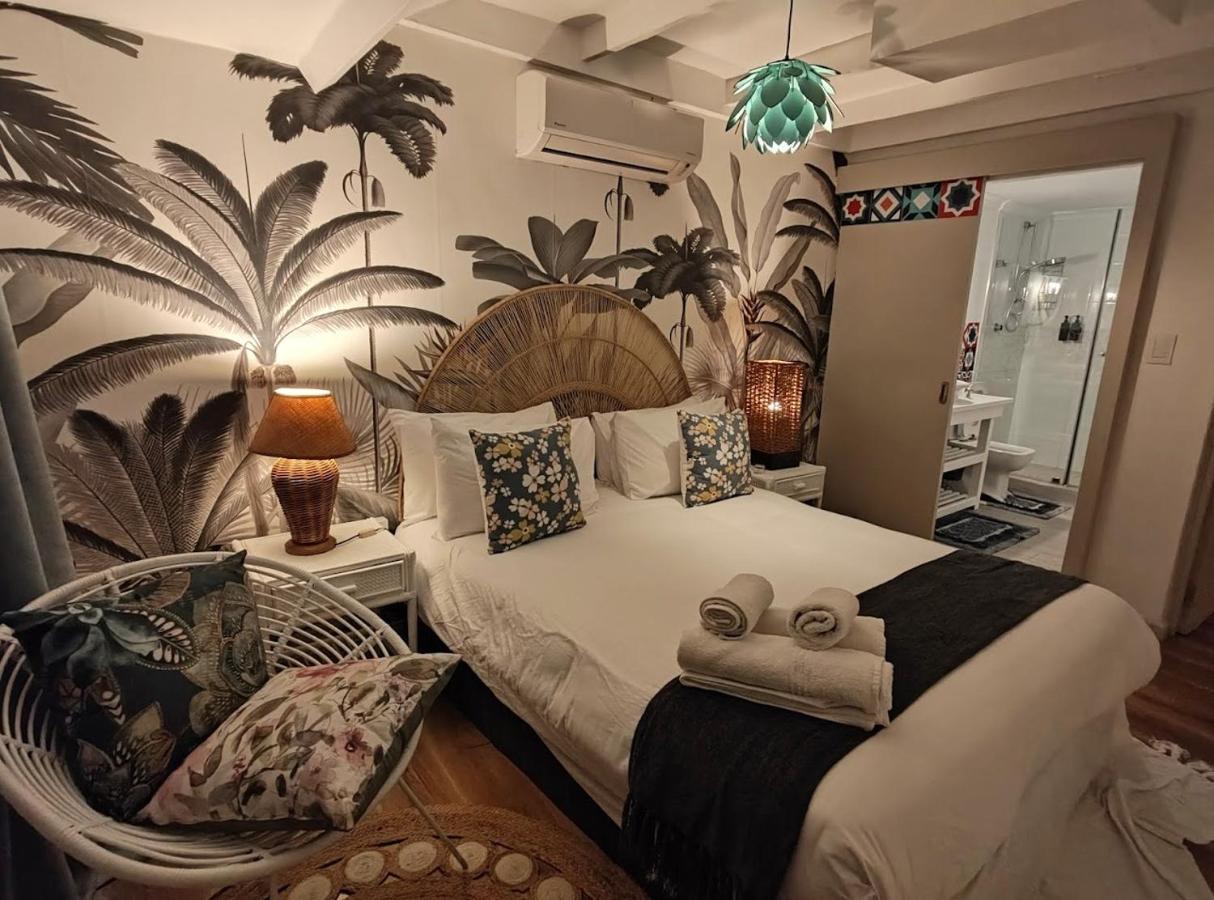 Sun&Sand Camps Bay Cape Town Exterior photo