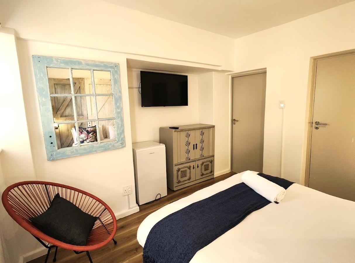 Sun&Sand Camps Bay Cape Town Exterior photo