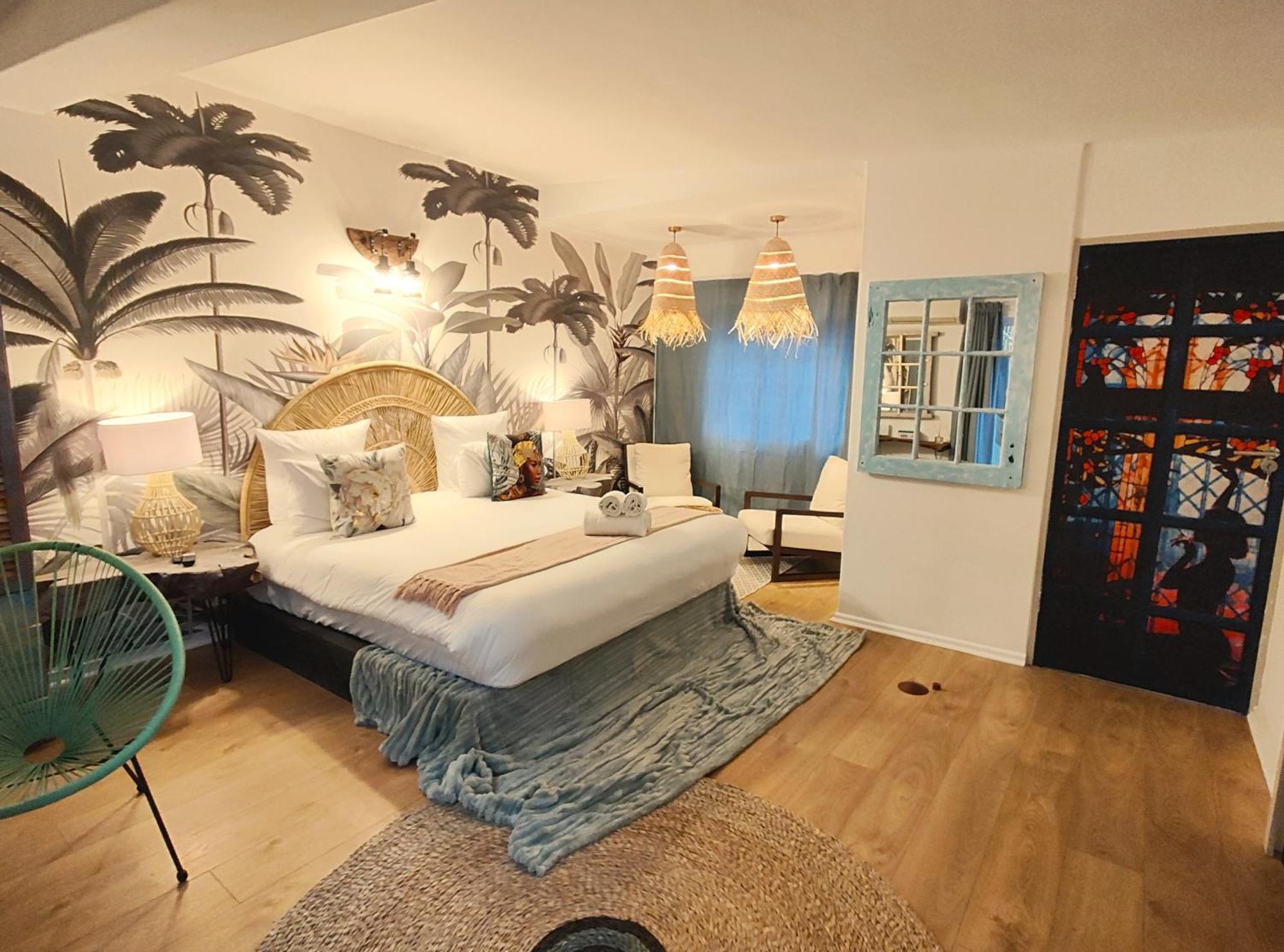 Sun&Sand Camps Bay Cape Town Exterior photo